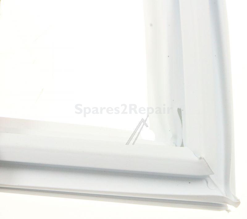 Freezer Door Seal - C00331513 481246688846 Magnetic Door Seal [Whirlpool Indesit]